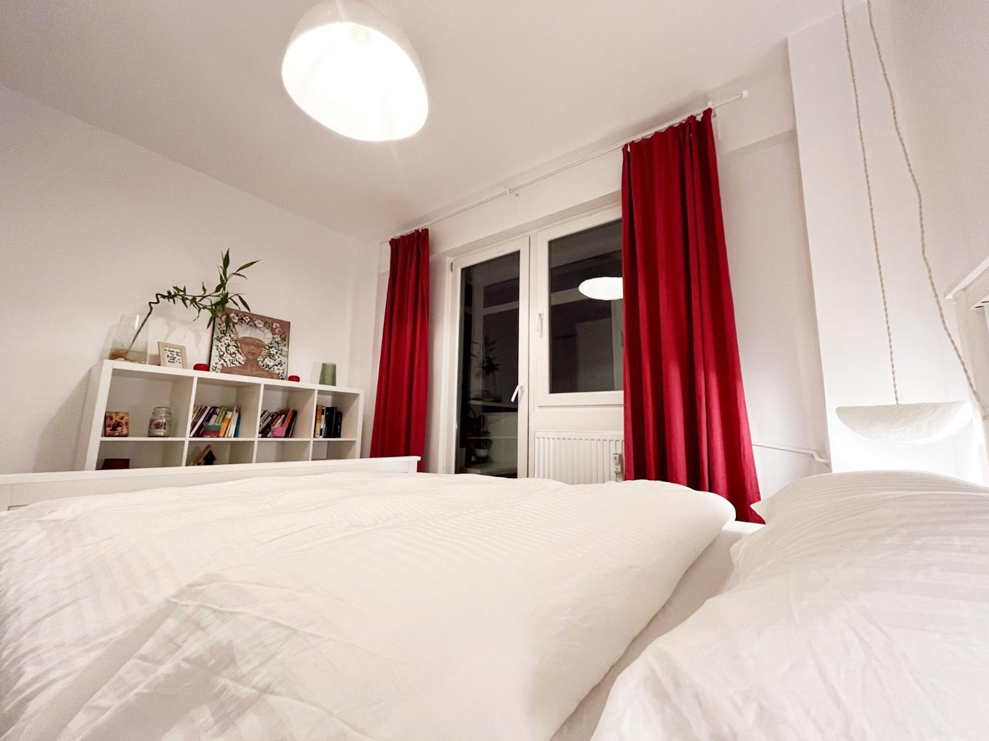 Lola'S Apartament Close To City Center Boekarest Buitenkant foto
