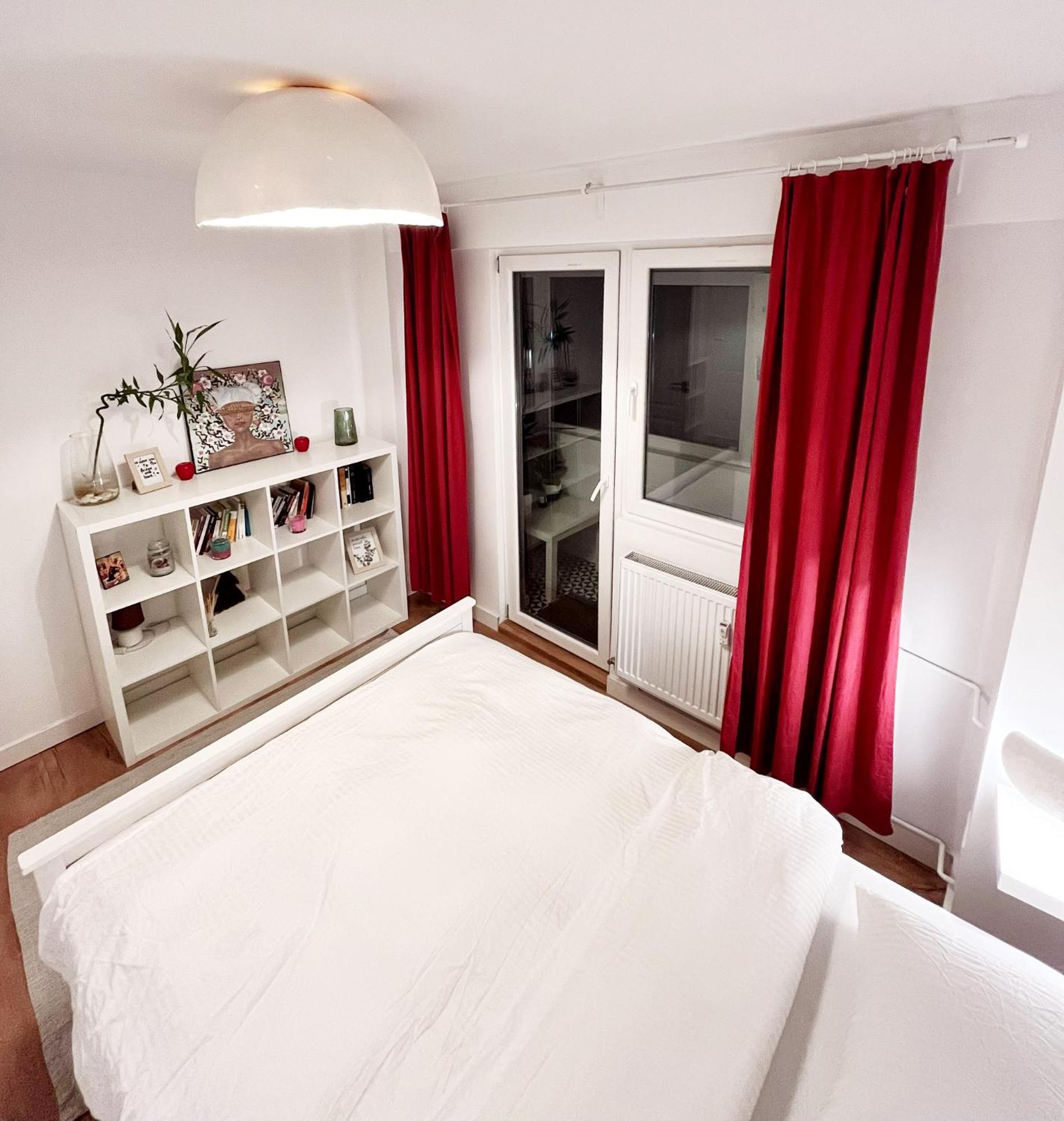 Lola'S Apartament Close To City Center Boekarest Buitenkant foto